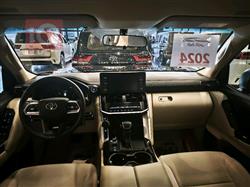 تۆیۆتا لاند کروزەر